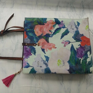 House of Disaster (1916)Handbag Floral Print